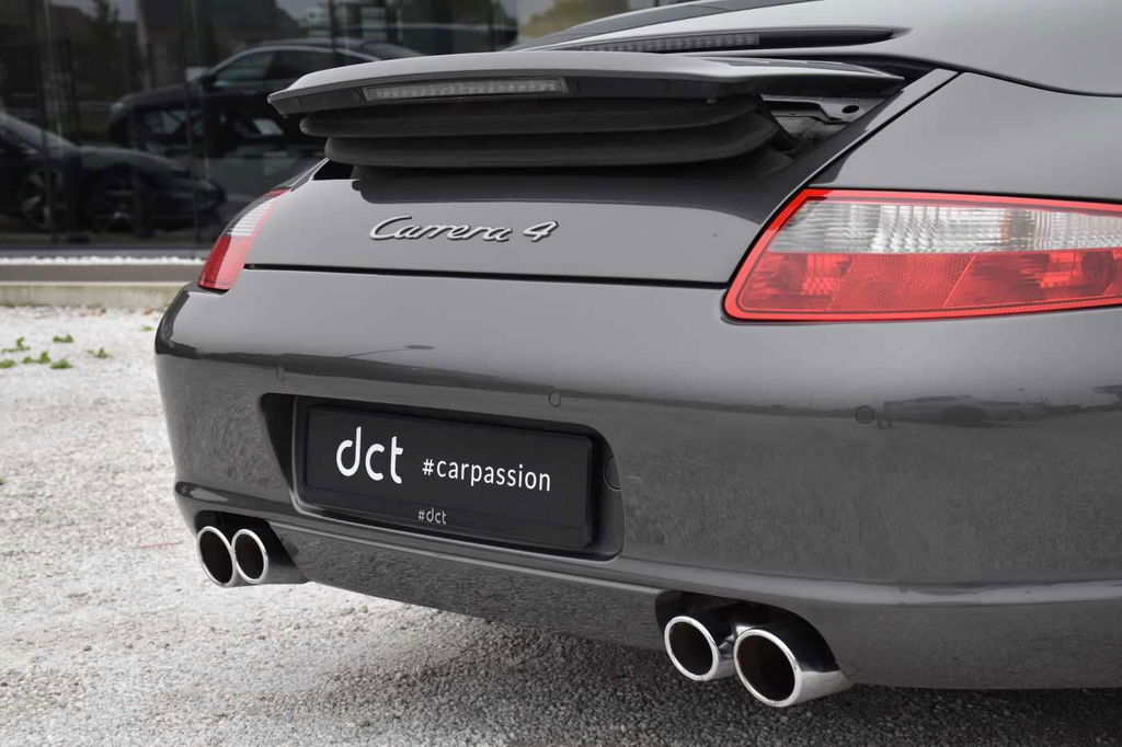 Porsche 997 Carrera 4