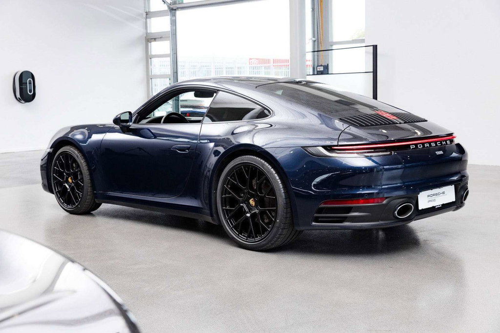 Porsche 992 Carrera