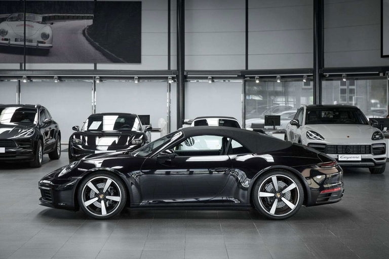 Porsche 992 Carrera 4S