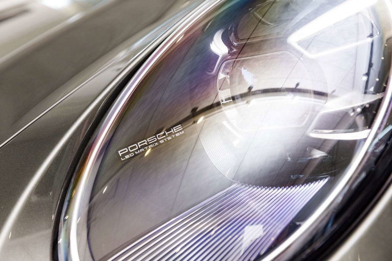 Porsche 992 Carrera 4S