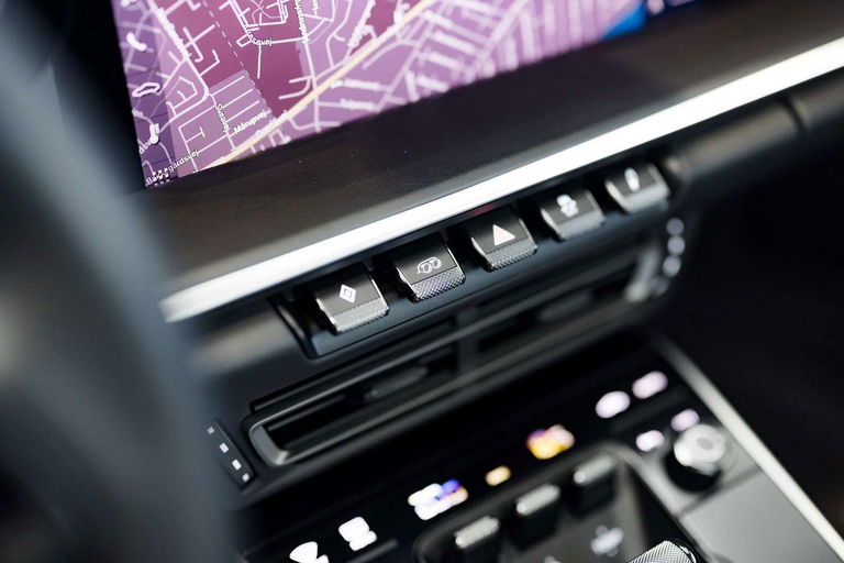 Porsche 992 Carrera 4S