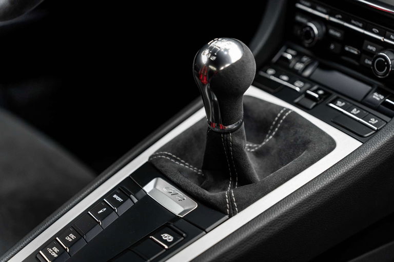 Porsche 981 Cayman GT4