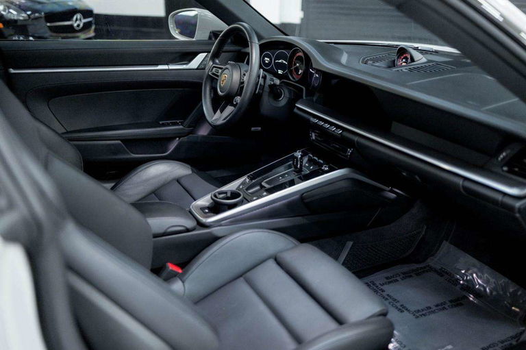 Porsche 992 Carrera S