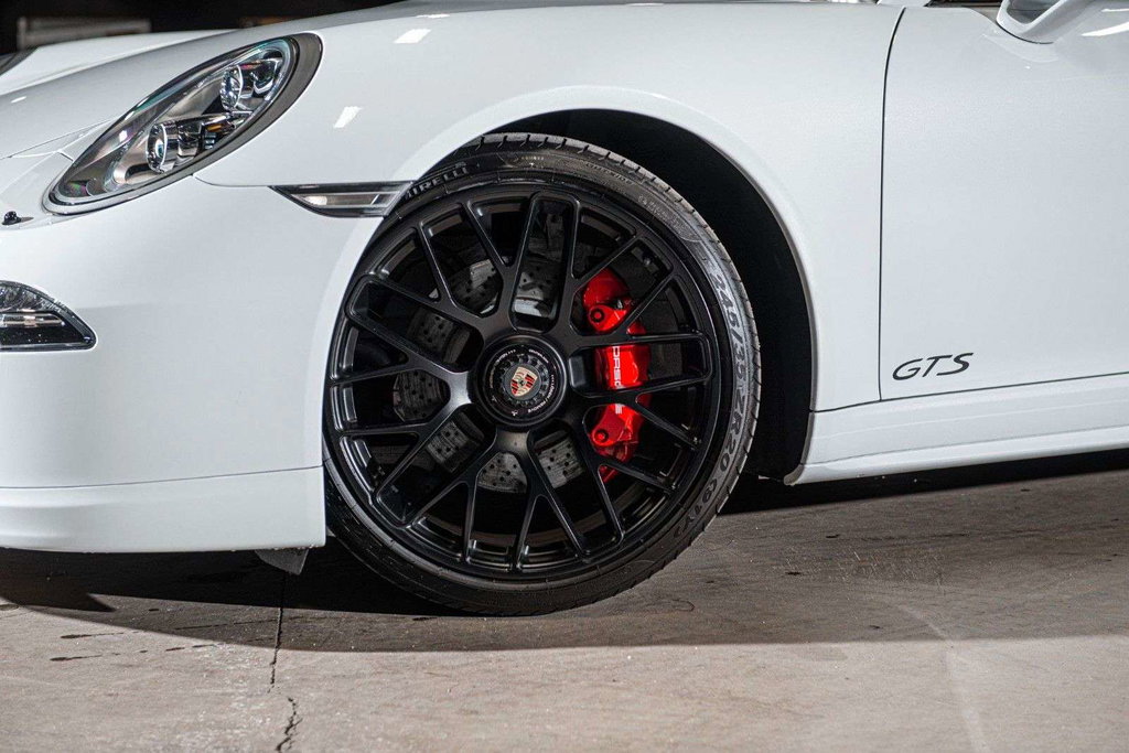 Porsche 991 Carrera GTS