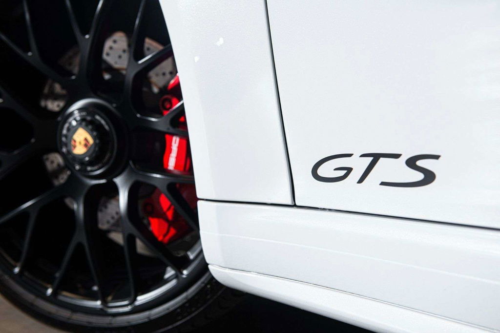 Porsche 991 Carrera GTS