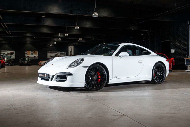 Porsche 991 Carrera GTS
