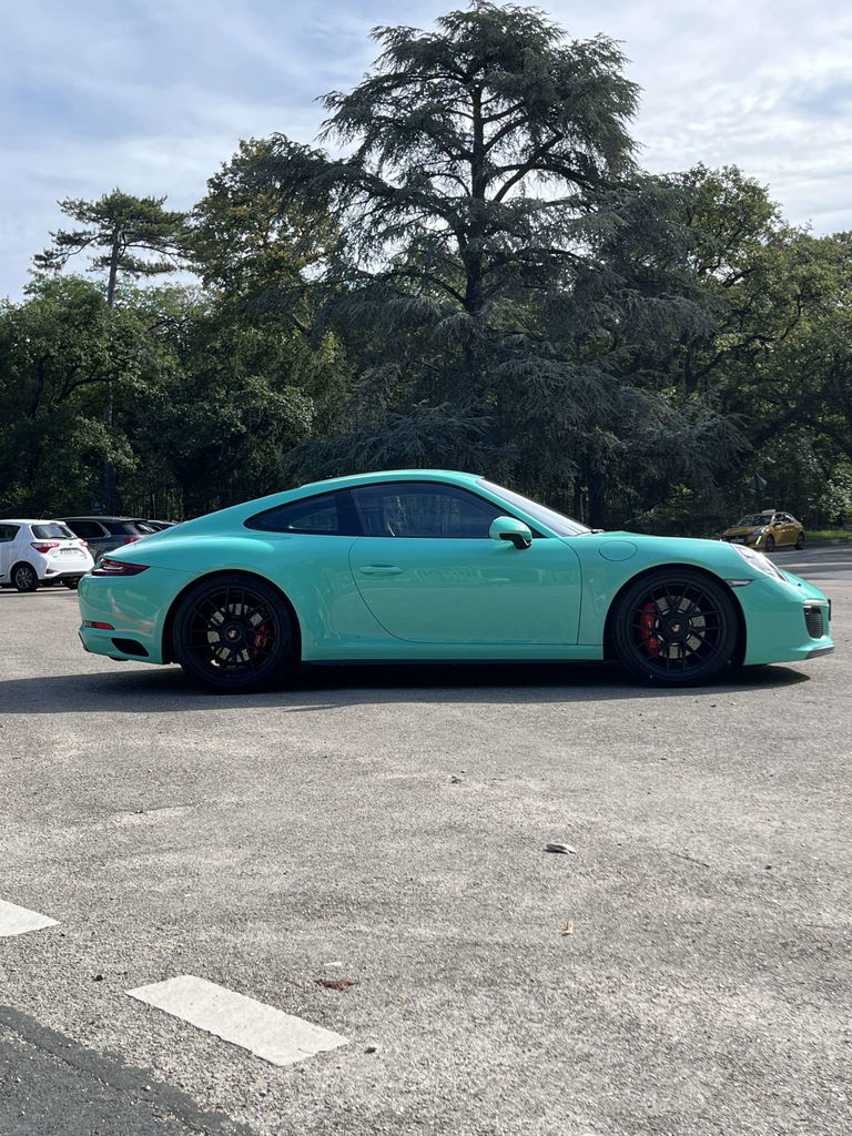 Porsche 991.2 Carrera GTS