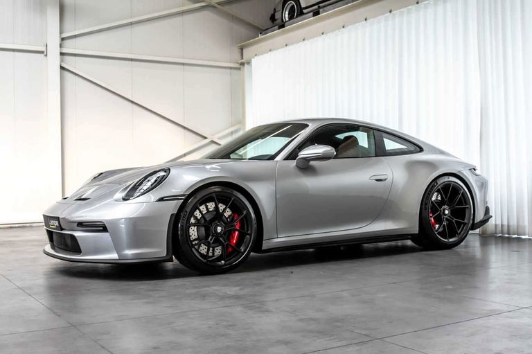 Porsche 992 GT3 Touring