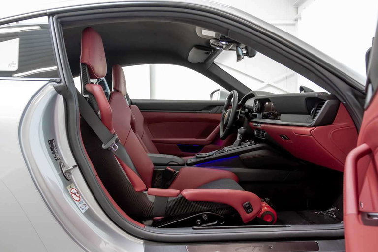 Porsche 992 GT3 Touring