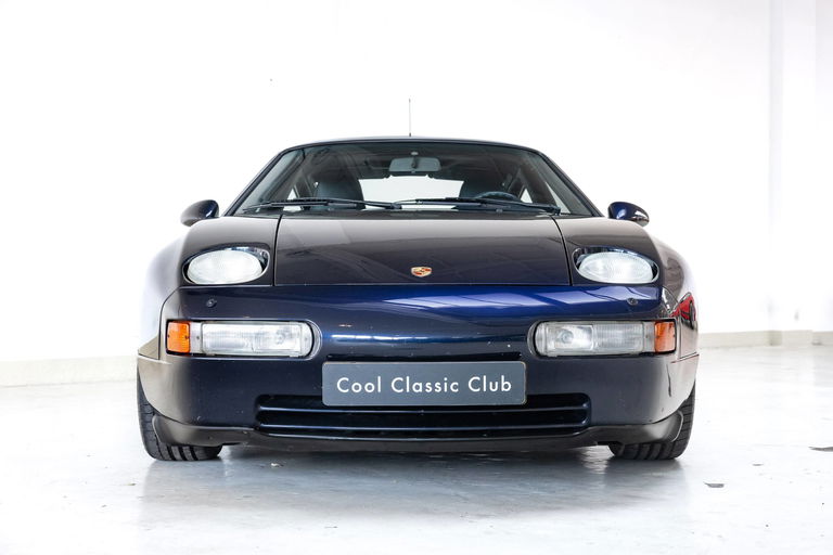 Porsche 928 GTS