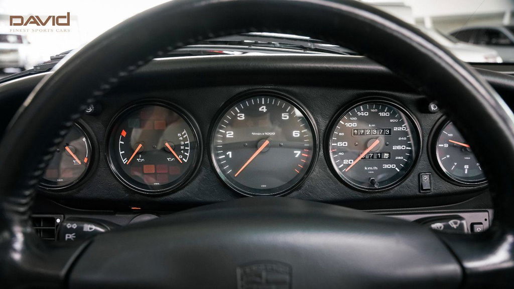 Porsche 993 Carrera 4S