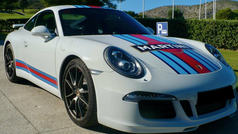 Porsche 911 Carrera S „Martini Racing Edition“