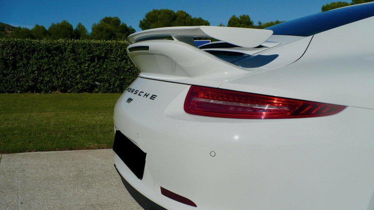 Porsche 911 Carrera S „Martini Racing Edition“