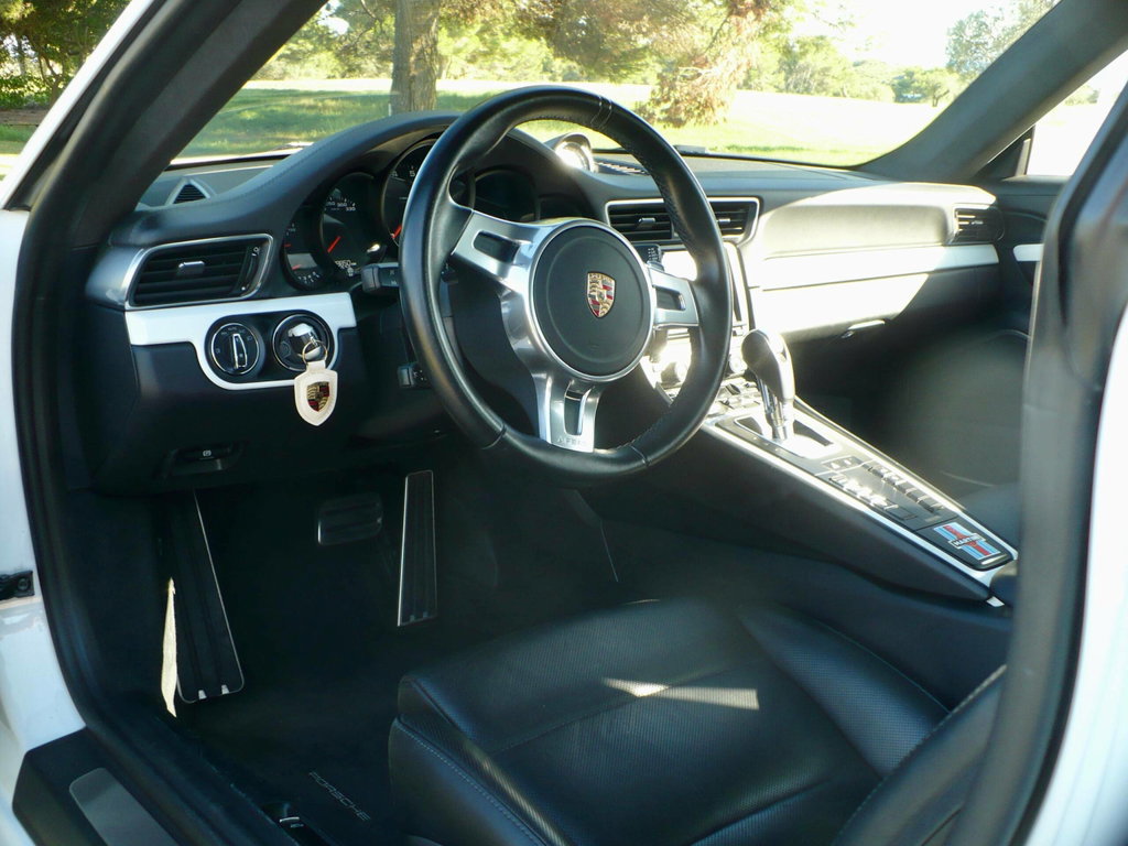 Porsche 911 Carrera S „Martini Racing Edition“