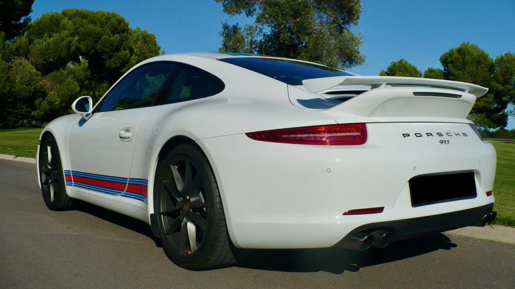 Porsche 911 Carrera S „Martini Racing Edition“