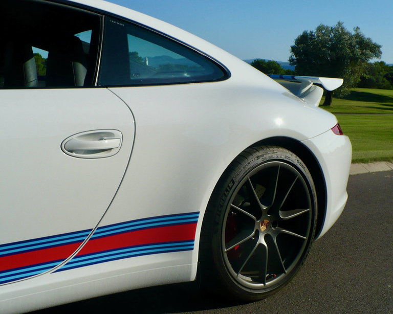 Porsche 911 Carrera S „Martini Racing Edition“
