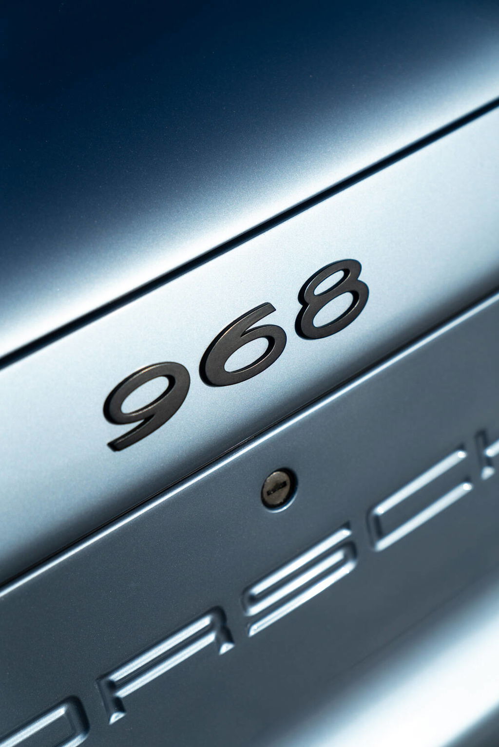 Porsche 968