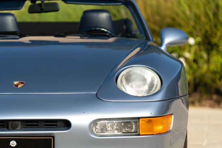 Porsche 968