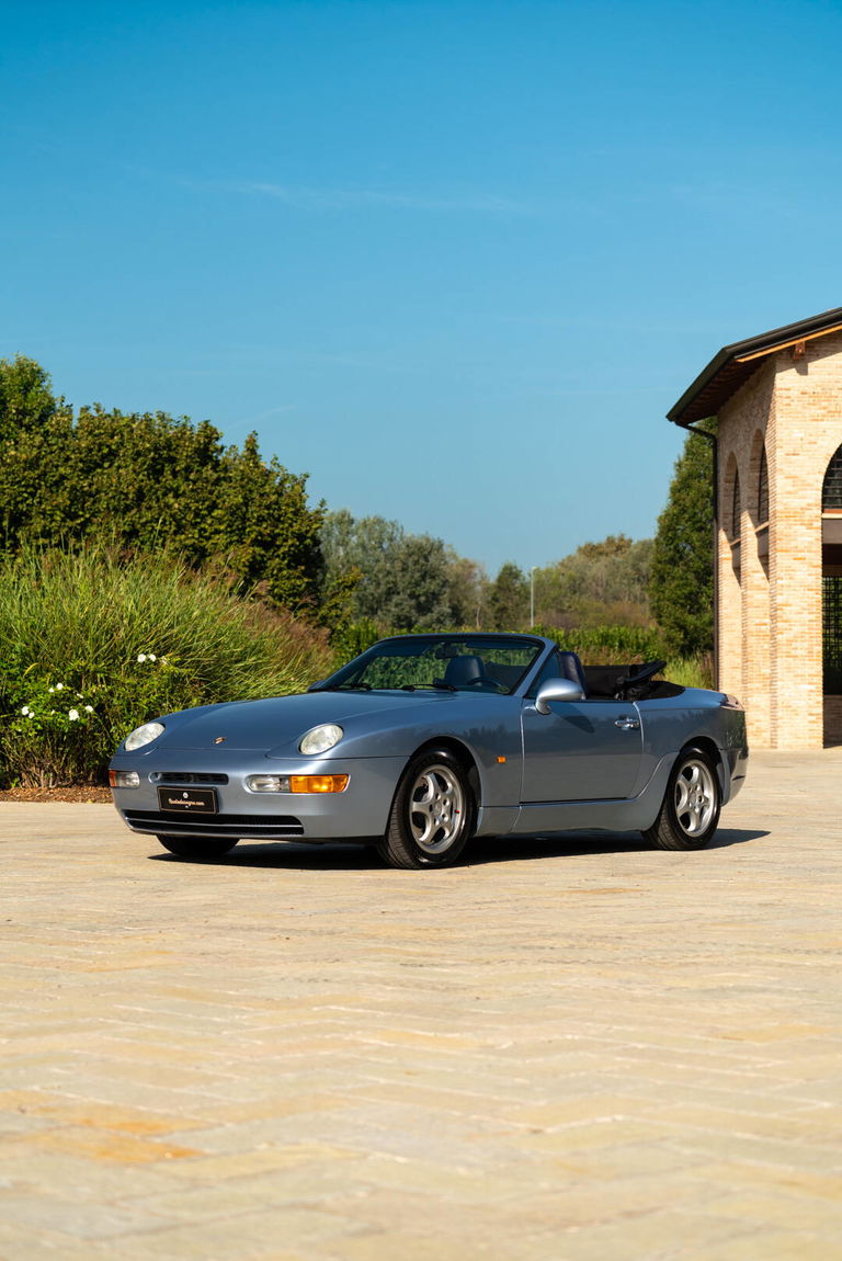 Porsche 968
