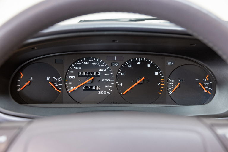 Porsche 968