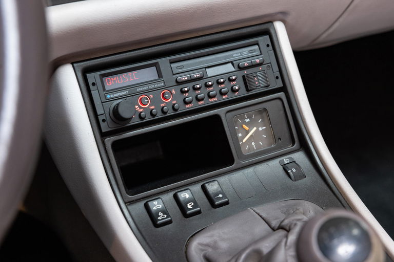 Porsche 968