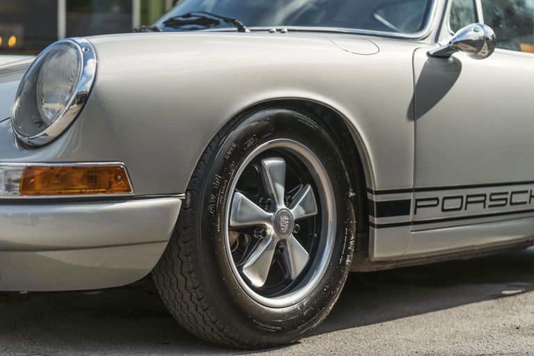 Porsche 911 S (F-Modell)