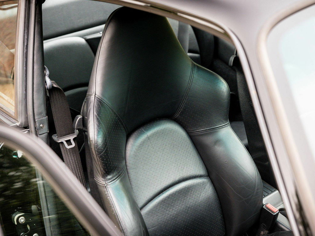 Porsche 993 Carrera 3.8