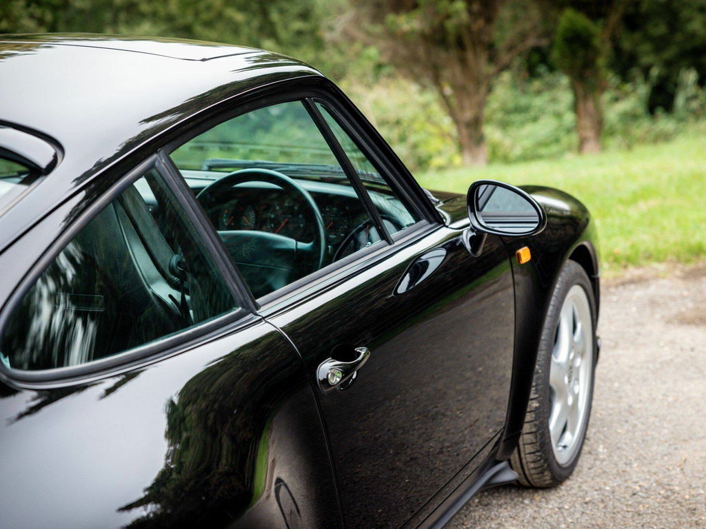 Porsche 993 Carrera 3.8