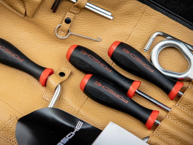 Porsche 993 Carrera 3.8