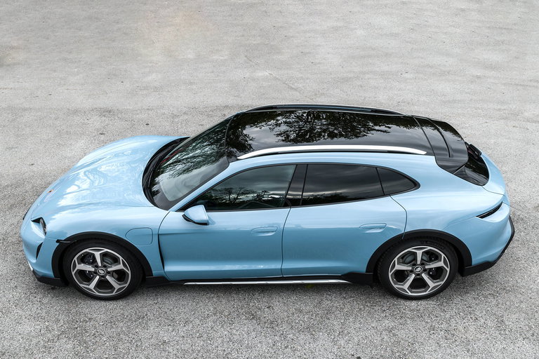 Porsche Taycan 4 Cross Turismo