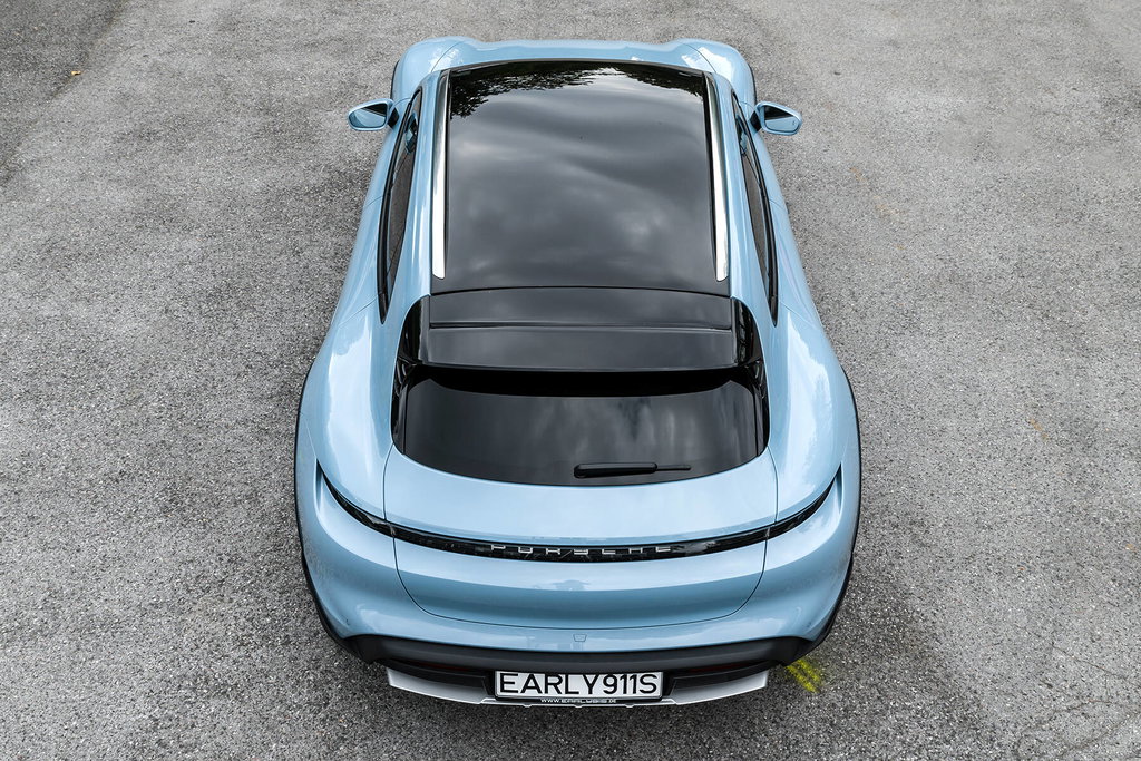 Porsche Taycan 4 Cross Turismo