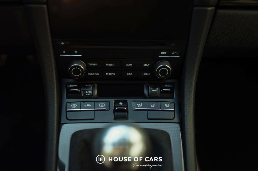 Porsche 718 Cayman GT4