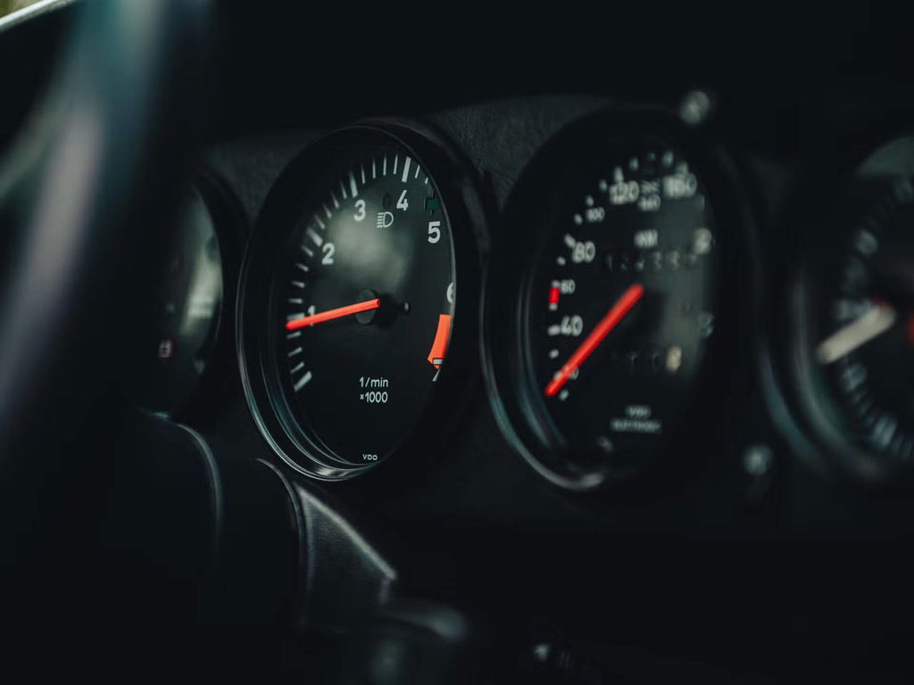 Porsche 911 Carrera 3.2 “25 Jahre 911”