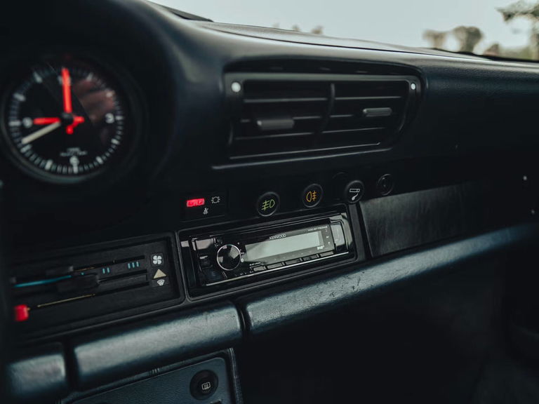 Porsche 911 Carrera 3.2 “25 Jahre 911”
