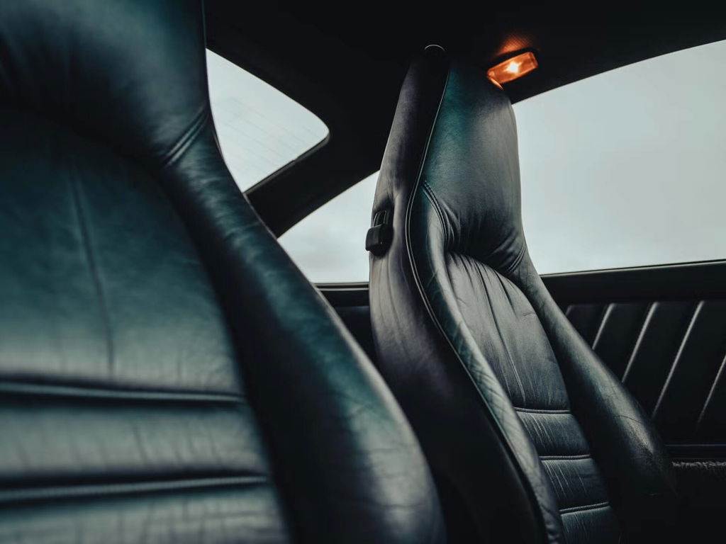 Porsche 911 Carrera 3.2 “25 Jahre 911”