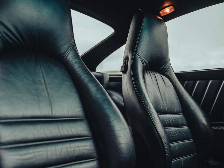 Porsche 911 Carrera 3.2 “25 Jahre 911”