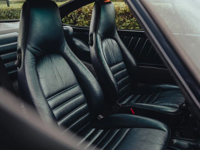 Porsche 911 Carrera 3.2 “25 Jahre 911”