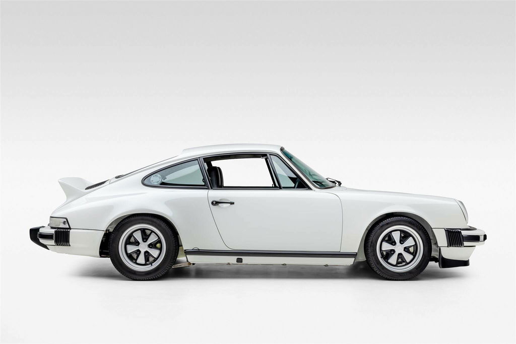 Porsche 911 Carrera 2,7