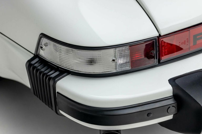 Porsche 911 Carrera 2,7