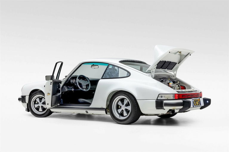 Porsche 911 Carrera 2,7