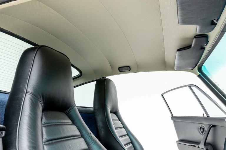 Porsche 911 Carrera 2,7