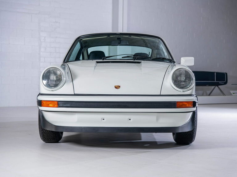 Porsche 911 Carrera 2,7
