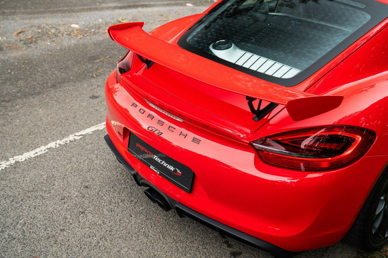 Porsche 981 Cayman GT4