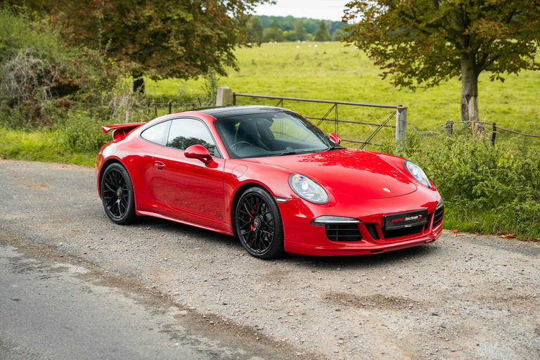 Porsche 991 Carrera GTS