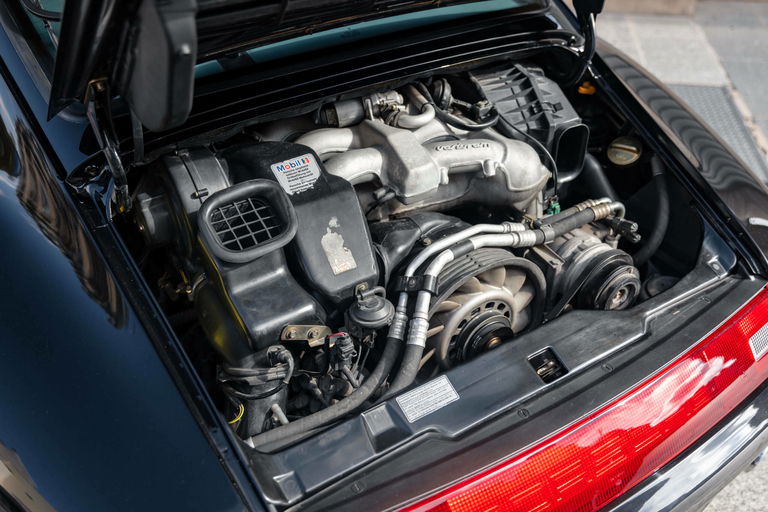 Porsche 993 Carrera 4S