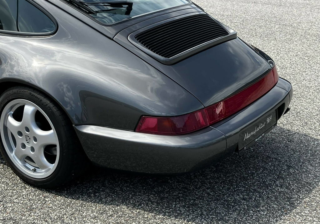 Porsche 964 Carrera 4