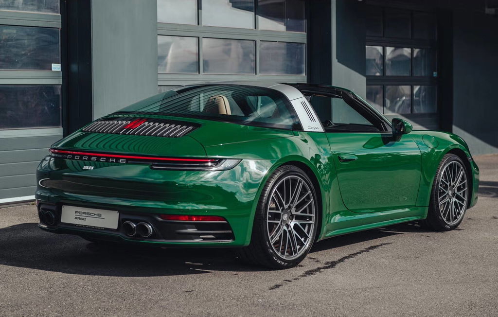 Porsche 992 Targa 4