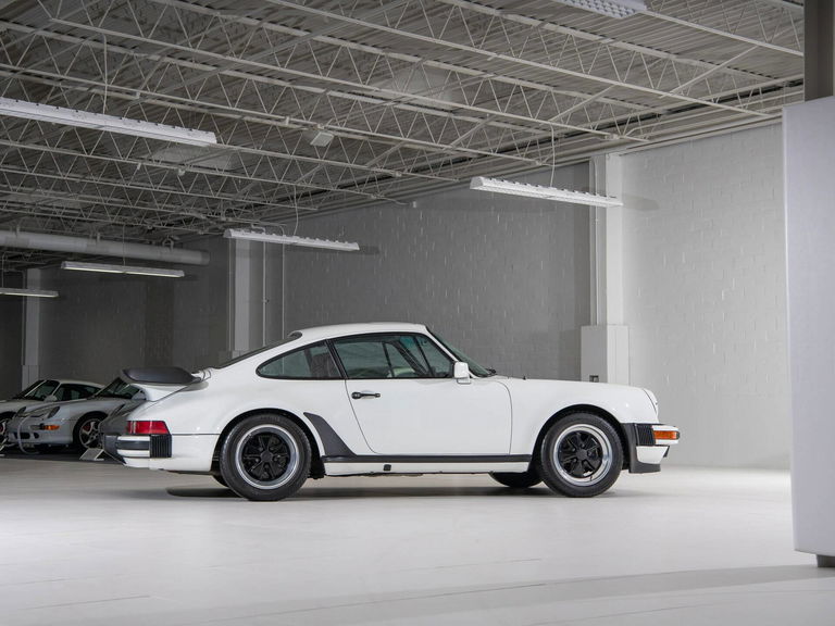Porsche 911 Carrera 3.2 (US)