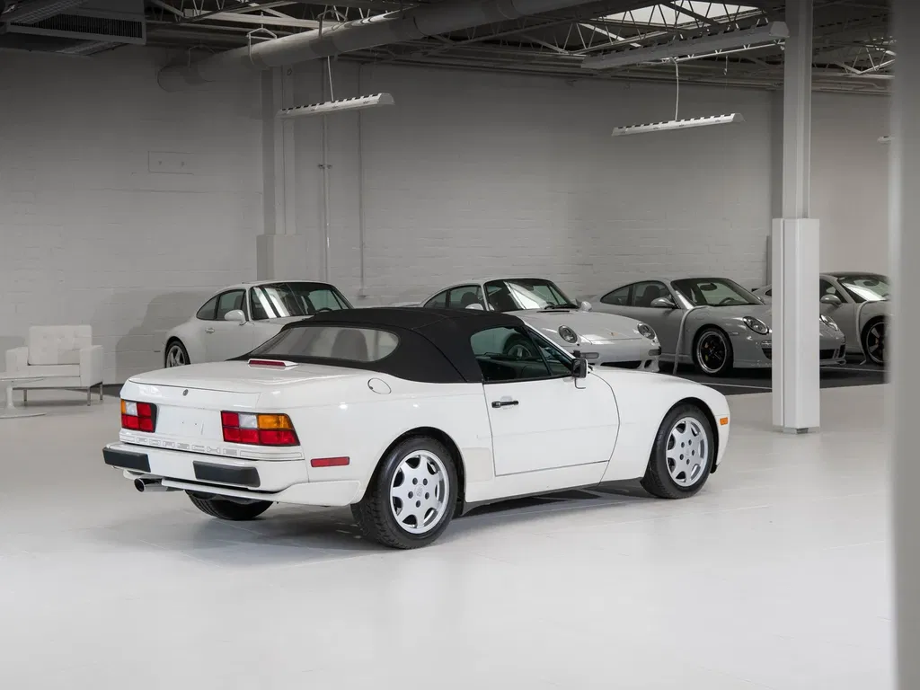 Porsche 944 S2 Cabriolet