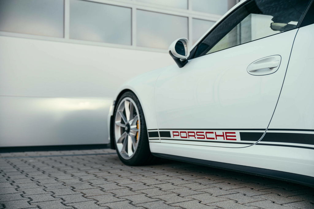 Porsche 911 R